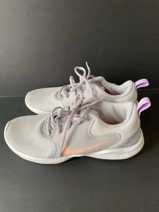 Women’s Nike Flex Experience Run Lilac Atomic Orange Sz 8 Athletic Running Shoes - Picture 4 of 9